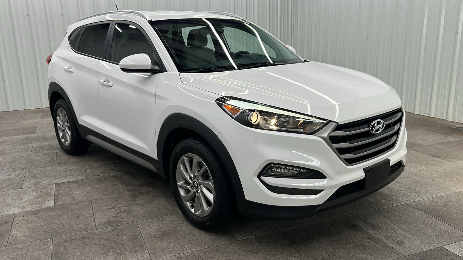 2017 Hyundai Tucson SE 9