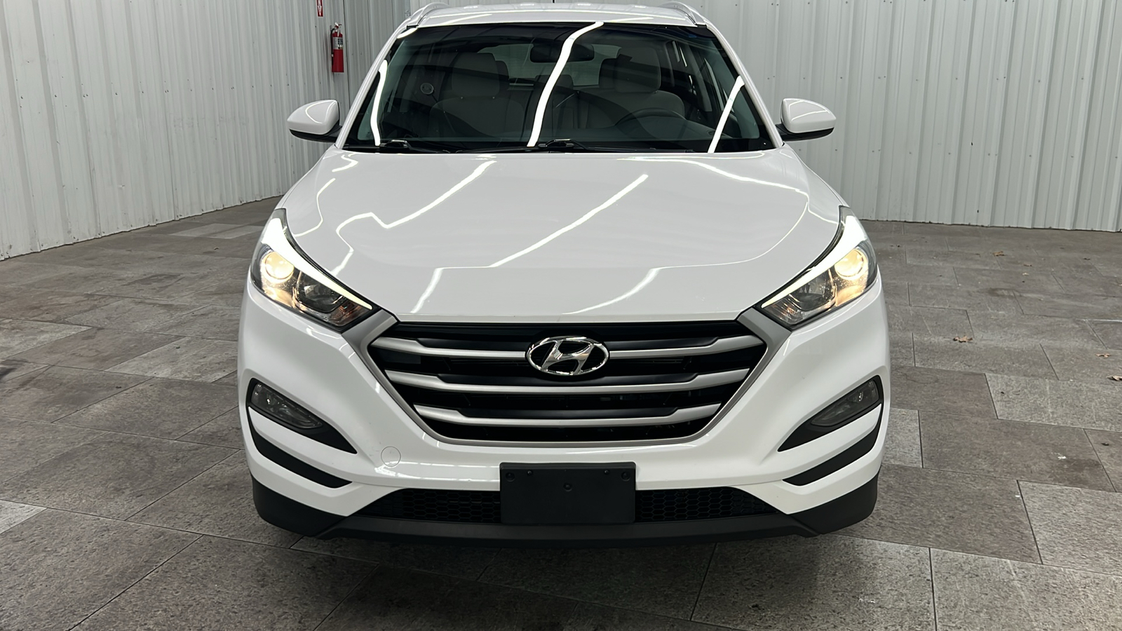 2017 Hyundai Tucson SE 10