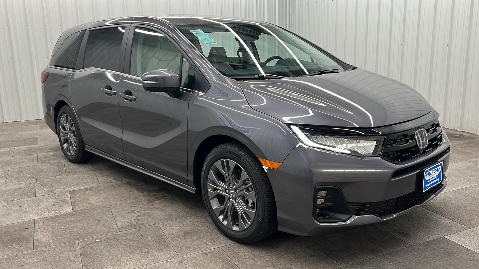 2025 Honda Odyssey Touring 10