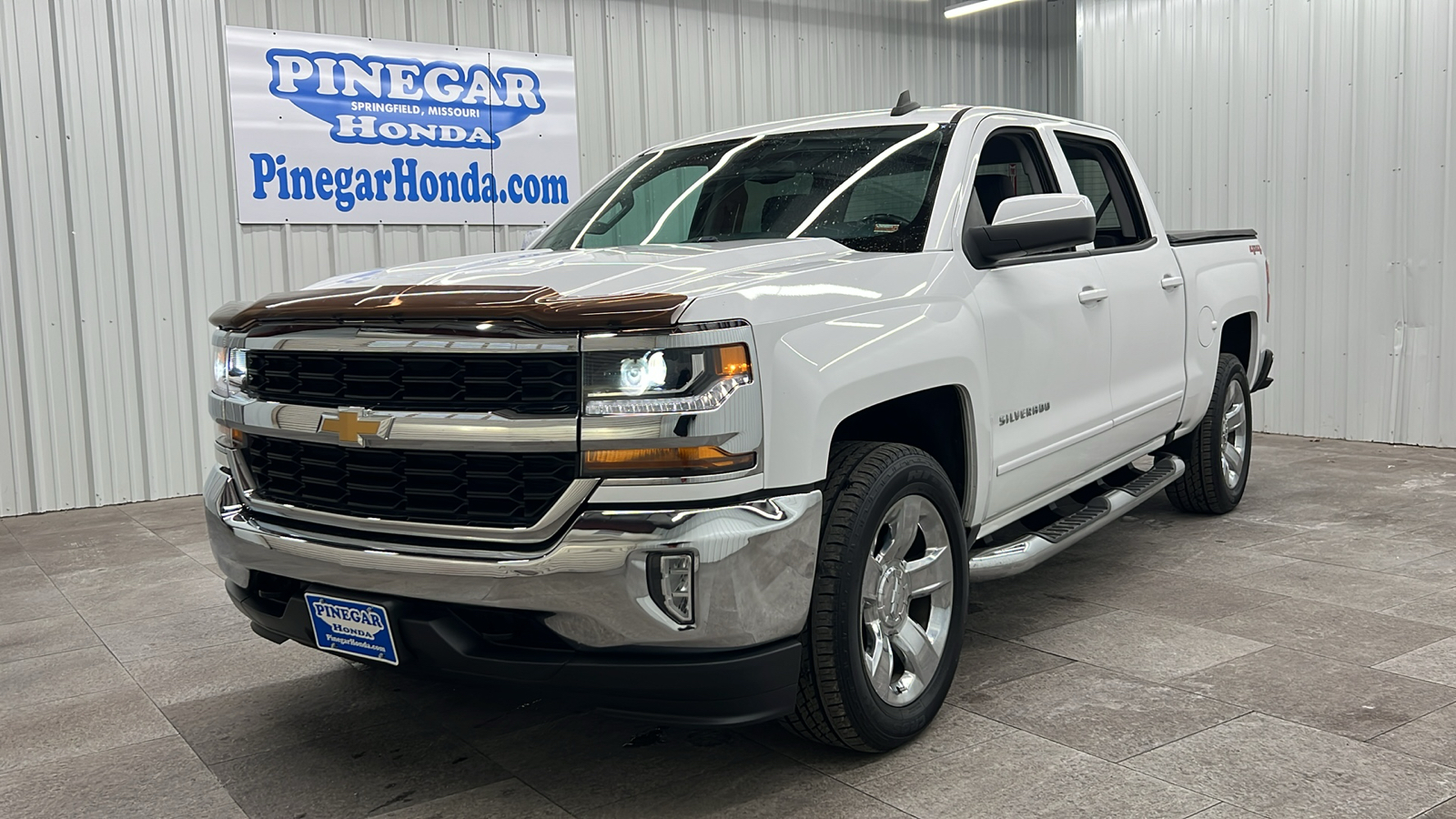 2018 Chevrolet Silverado 1500 LT 1