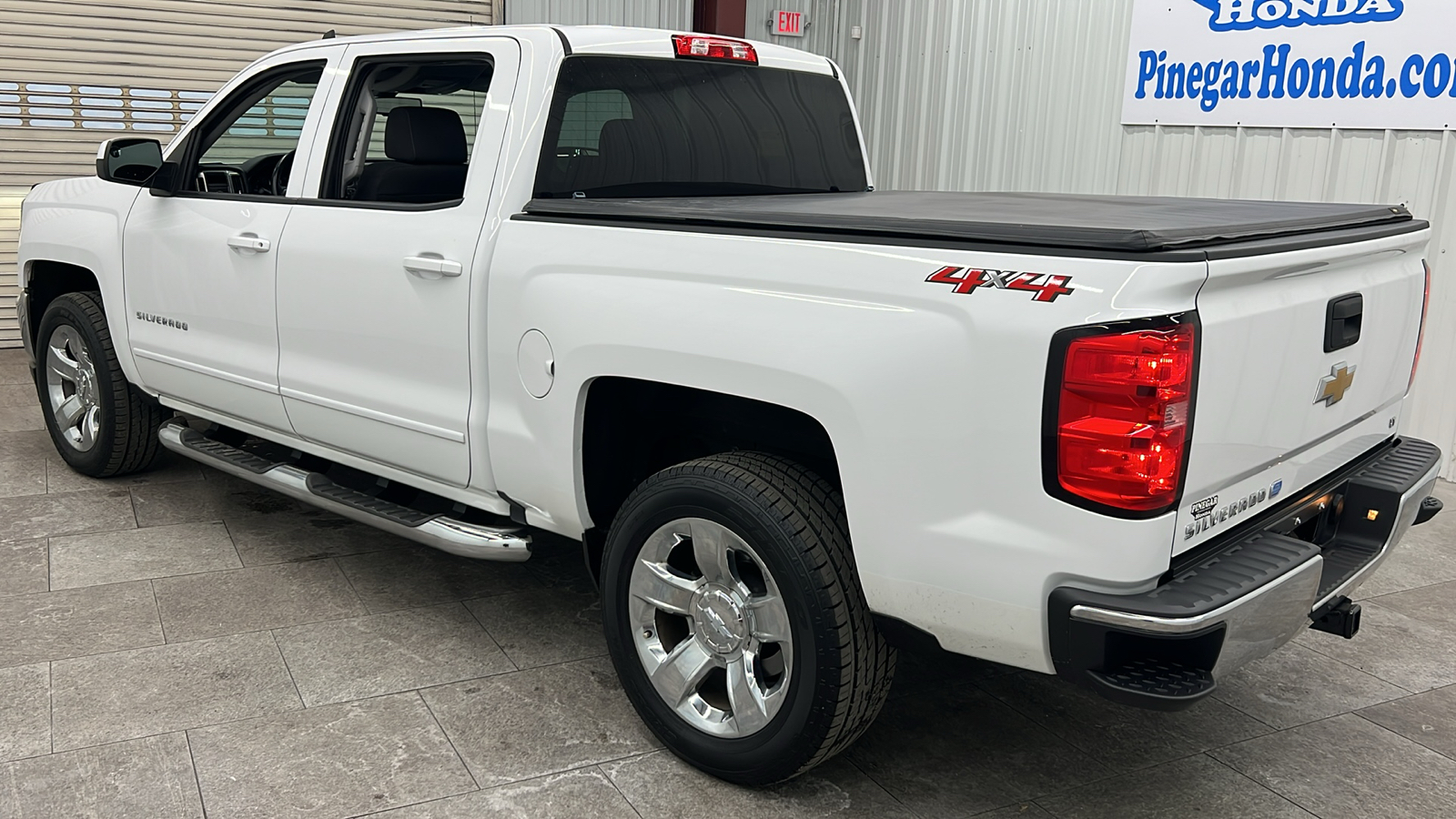 2018 Chevrolet Silverado 1500 LT 4