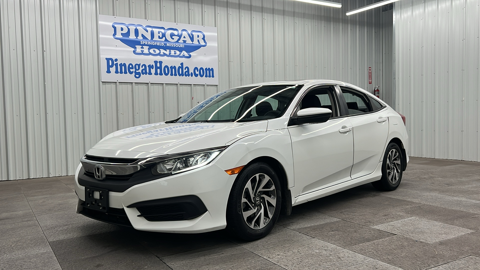 2018 Honda Civic EX 1