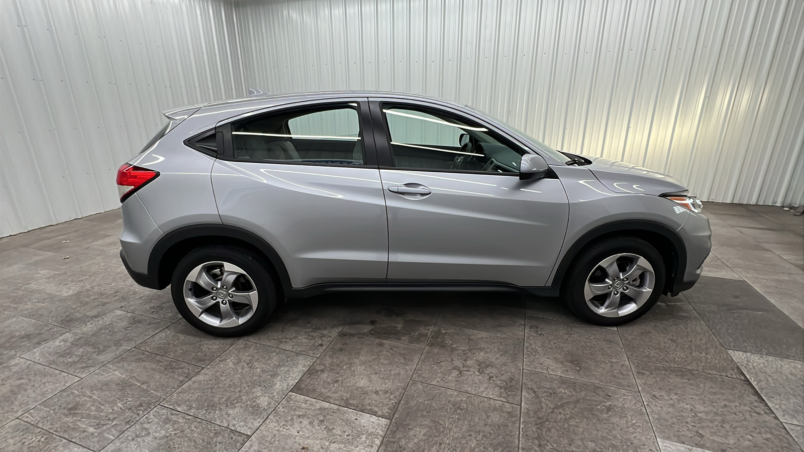 2022 Honda HR-V LX 9