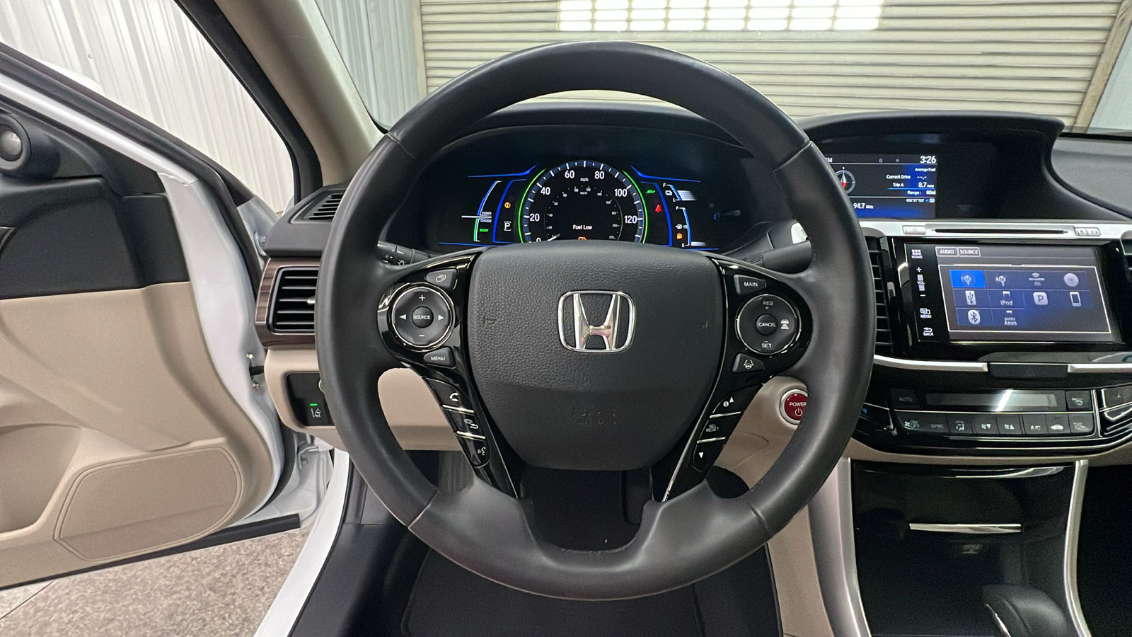 2017 Honda Accord Hybrid EX-L 23
