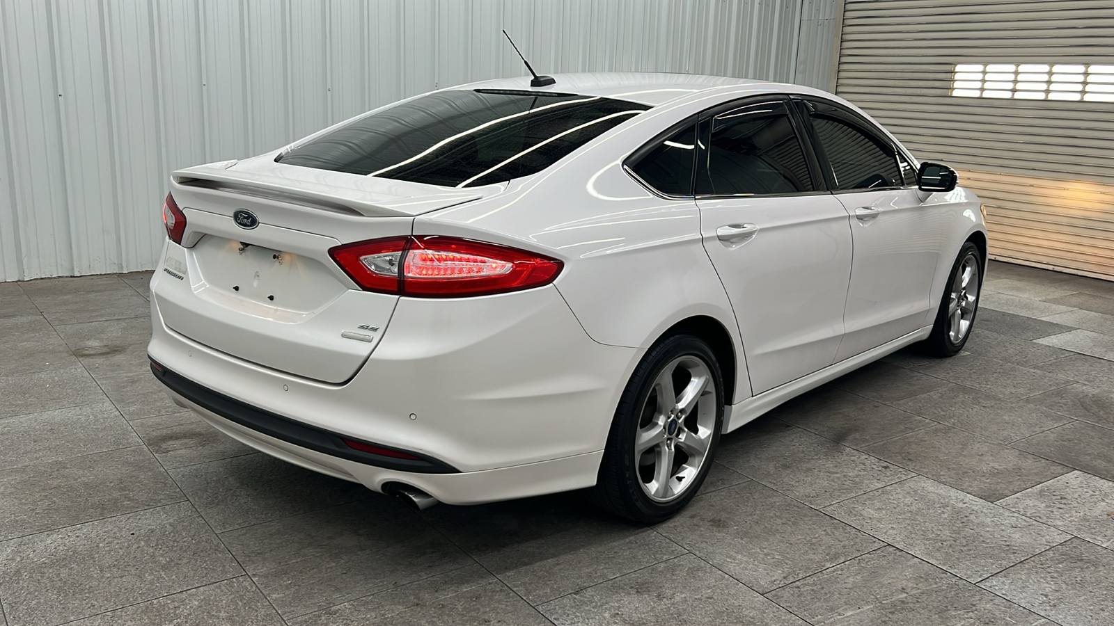 2016 Ford Fusion SE 6