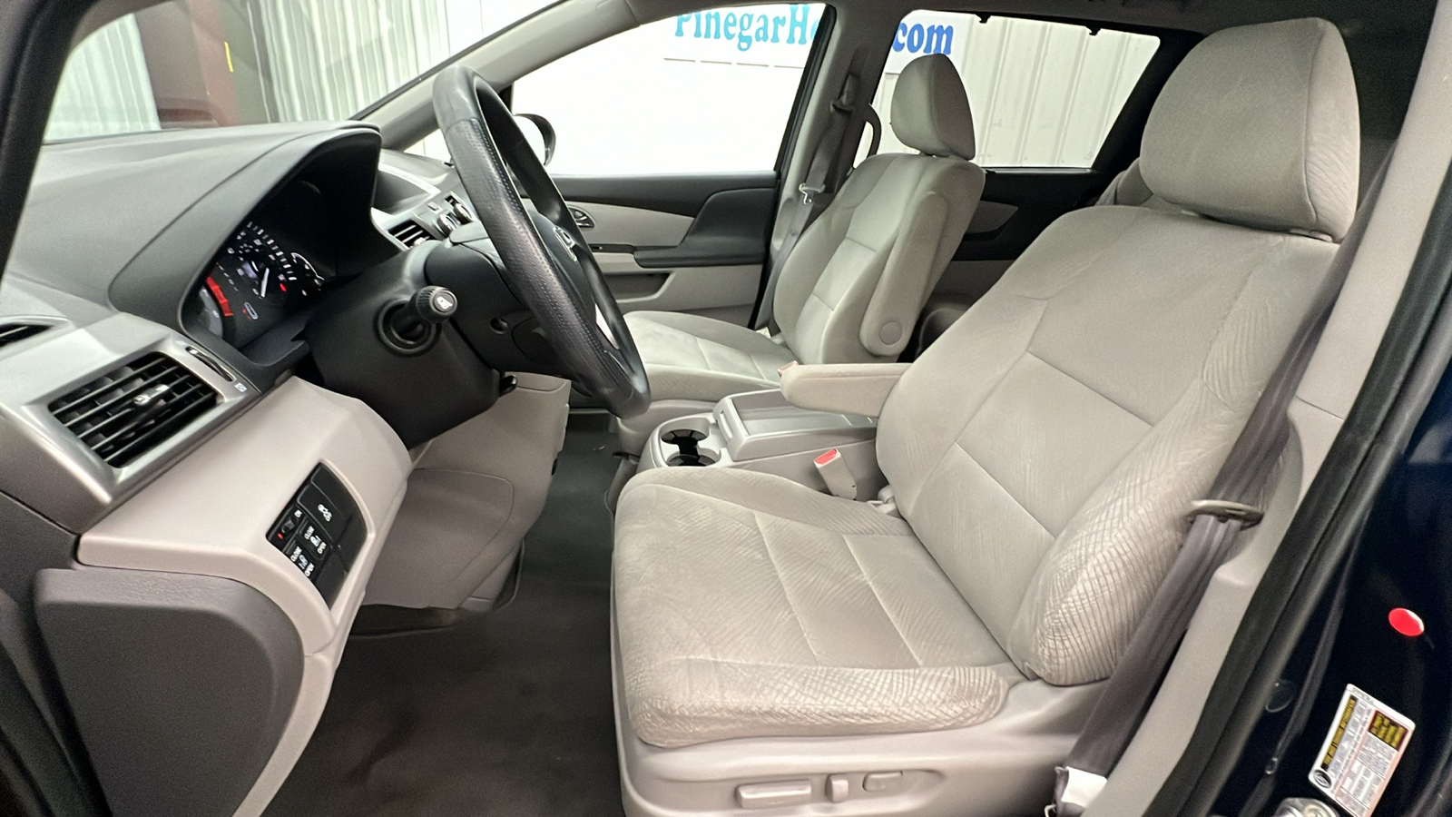 2016 Honda Odyssey EX 18