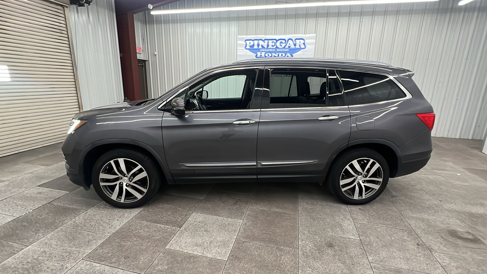 2016 Honda Pilot Touring 2