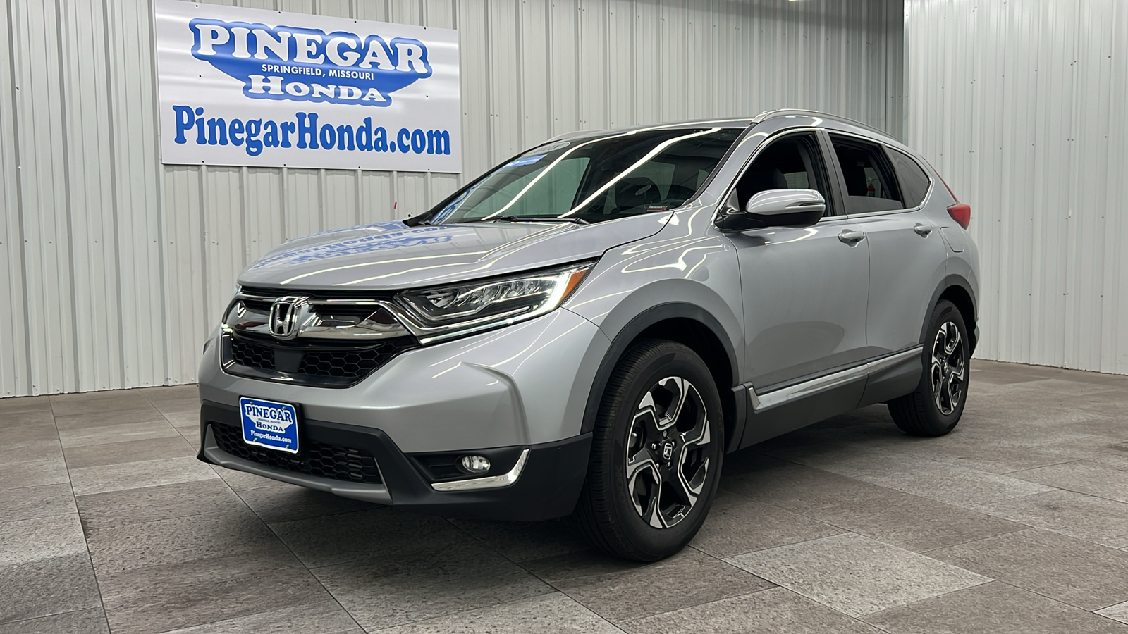 2018 Honda CR-V Touring 1