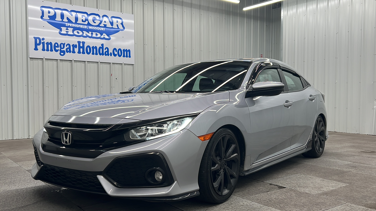 2018 Honda Civic Sport 1