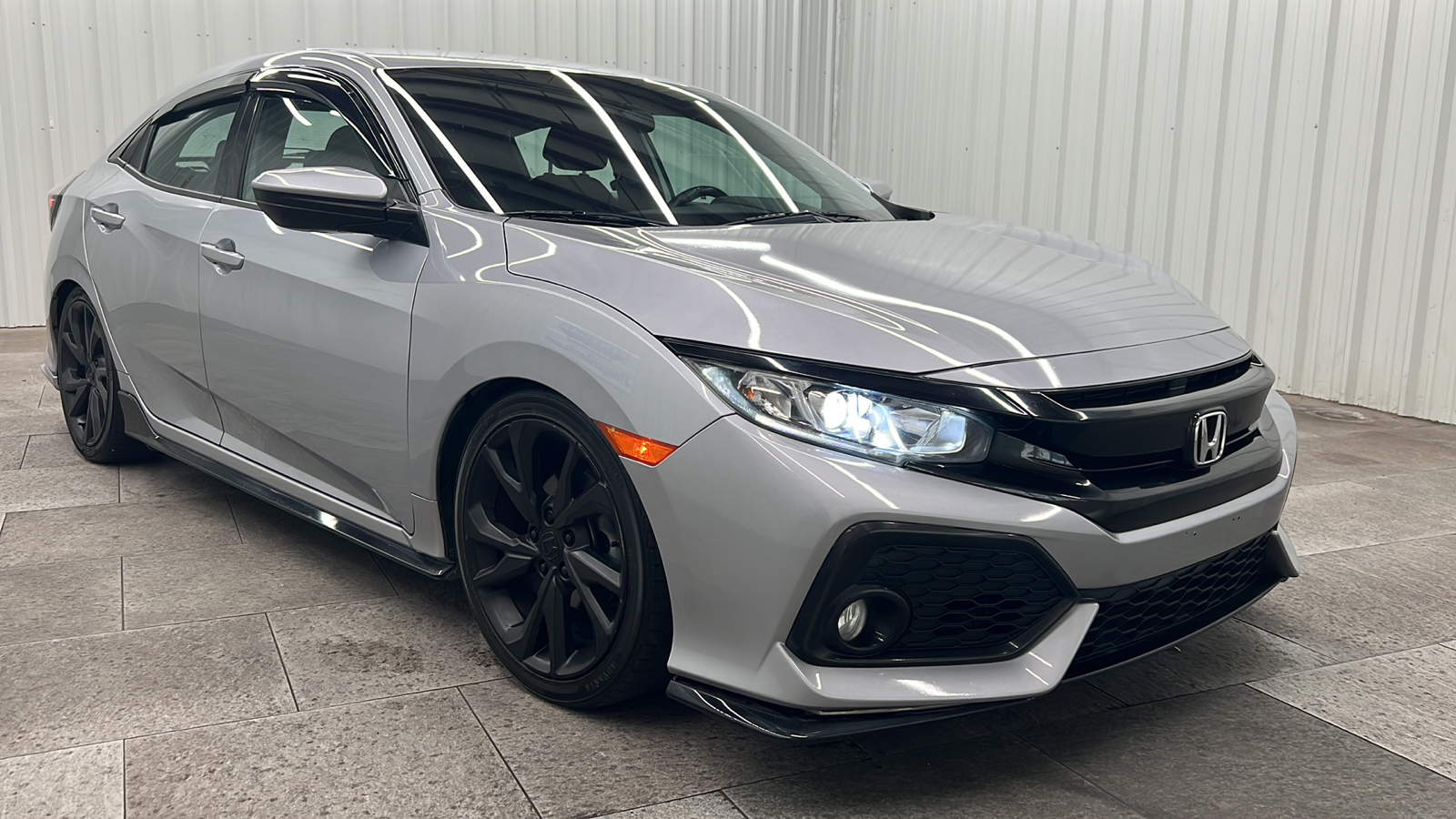 2018 Honda Civic Sport 9