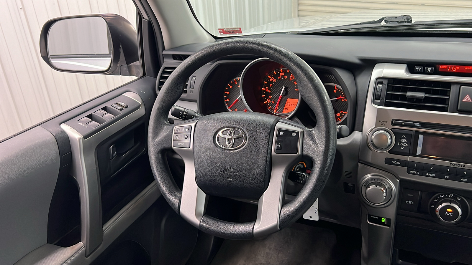 2010 Toyota 4Runner Limited 13