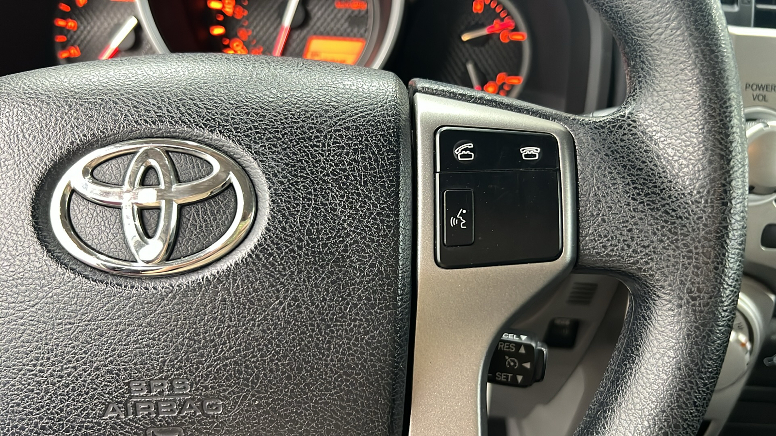 2010 Toyota 4Runner Limited 23