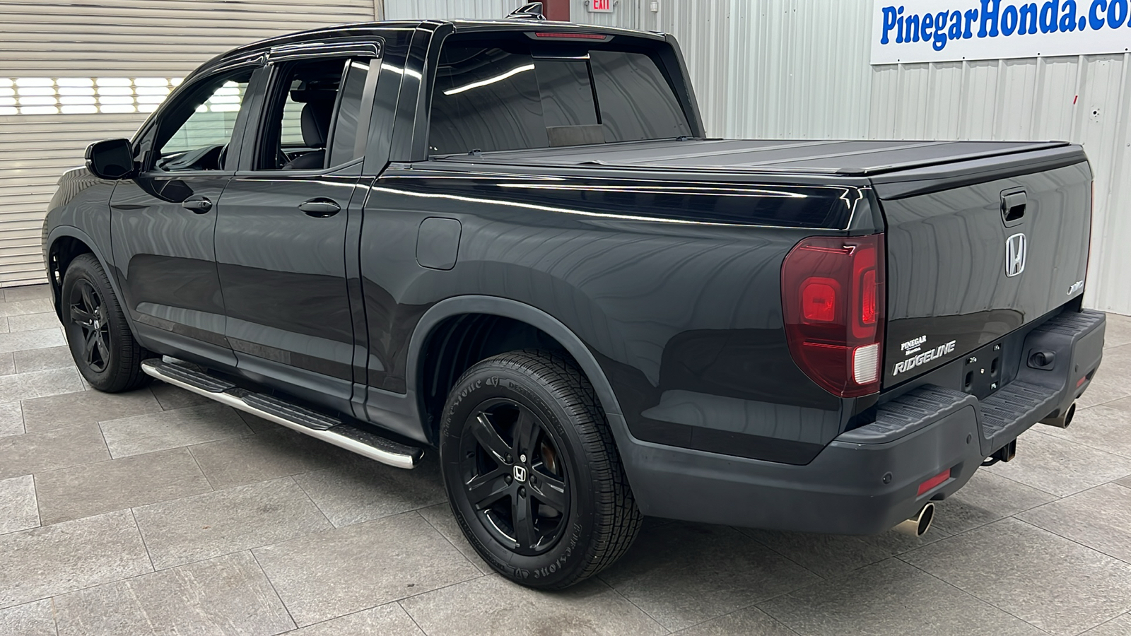 2021 Honda Ridgeline Black Edition 4