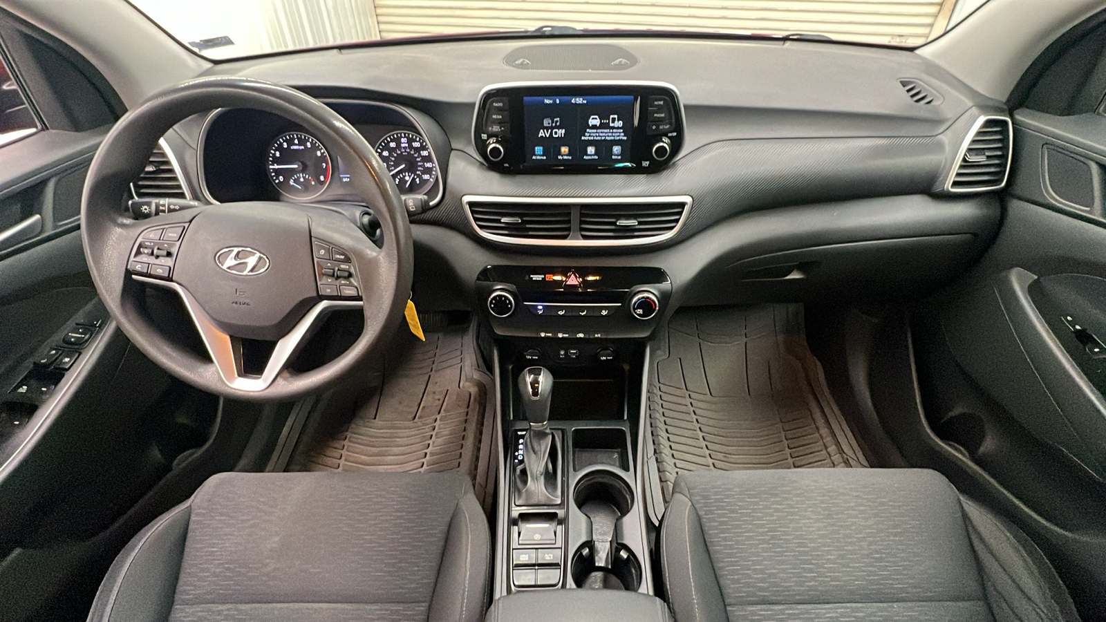 2019 Hyundai Tucson SE 12