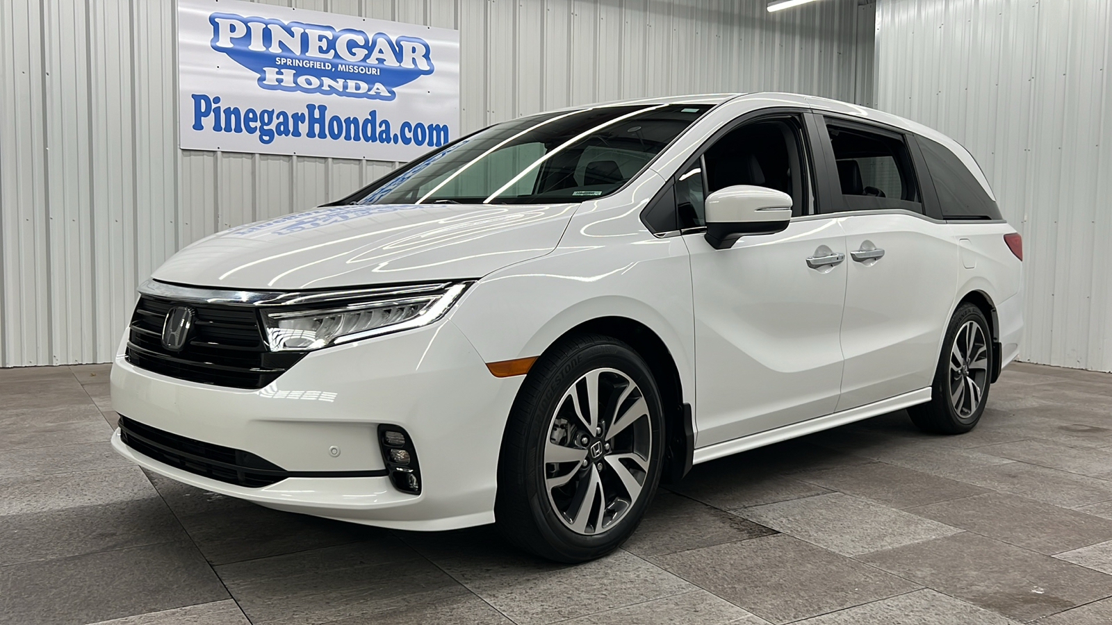 2021 Honda Odyssey Touring 1