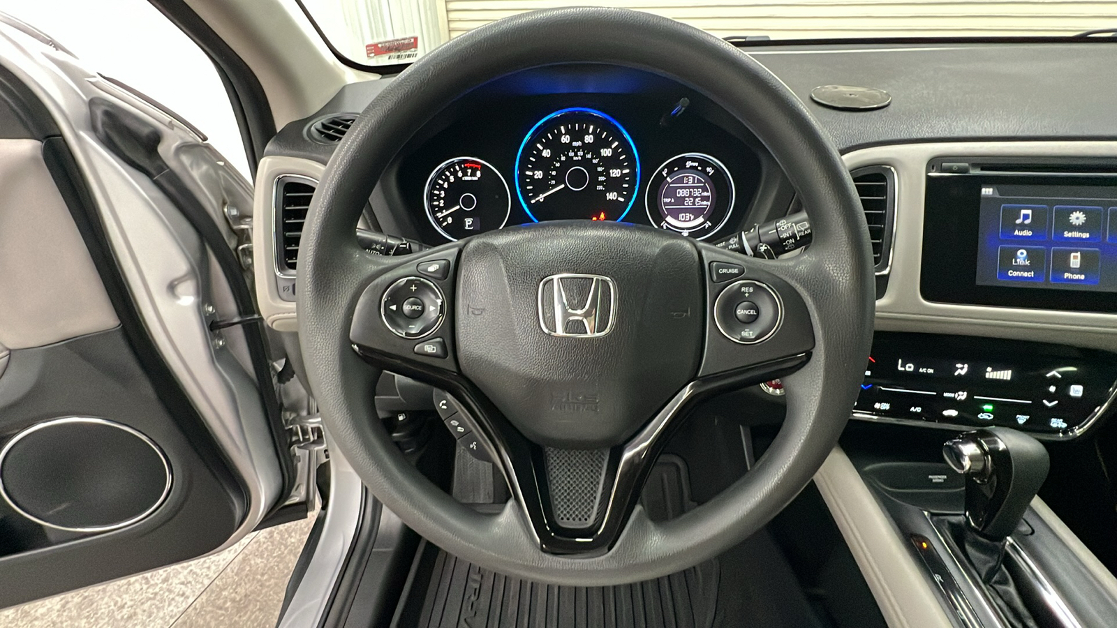 2016 Honda HR-V EX 22