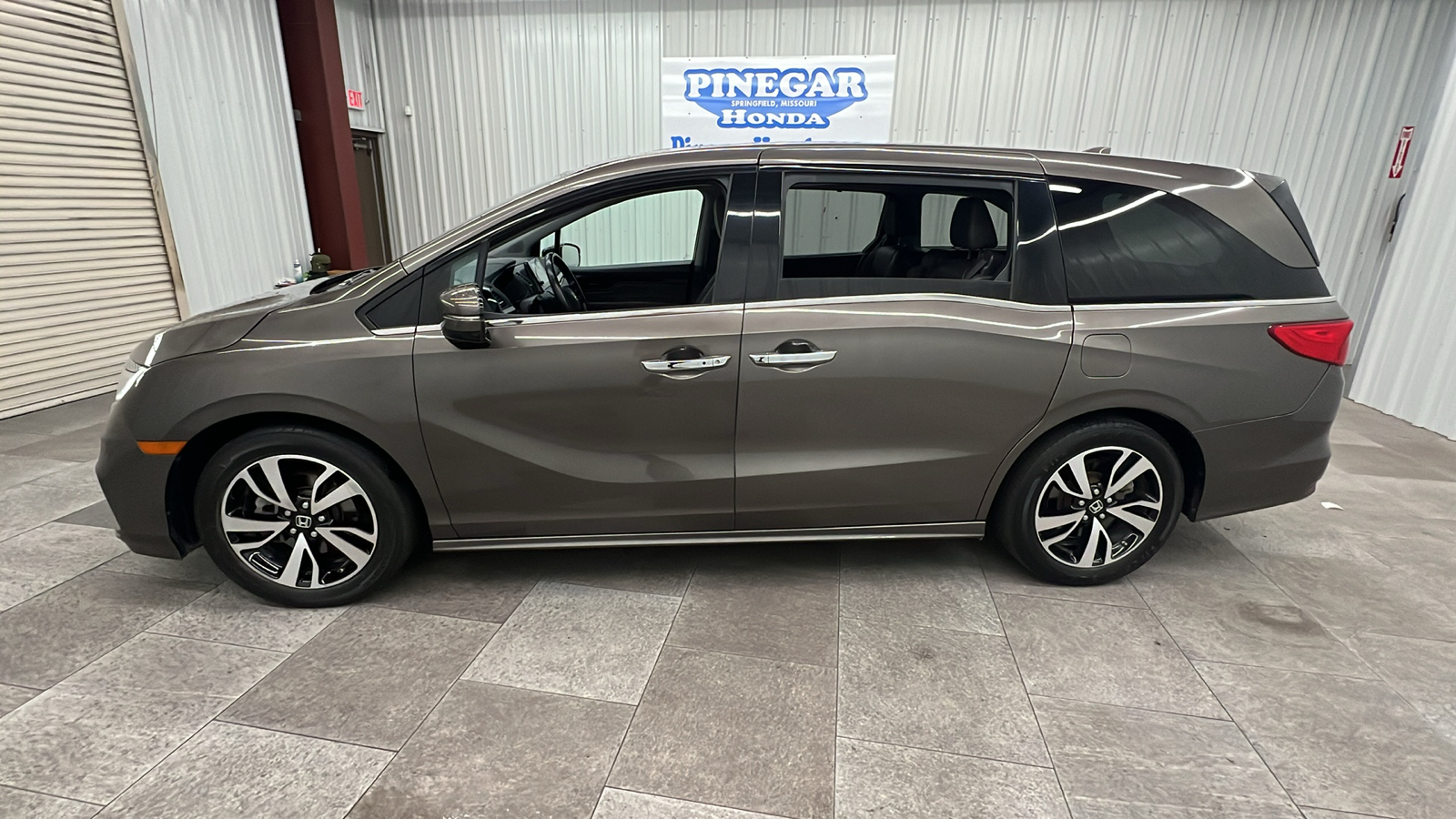 2019 Honda Odyssey Elite 2