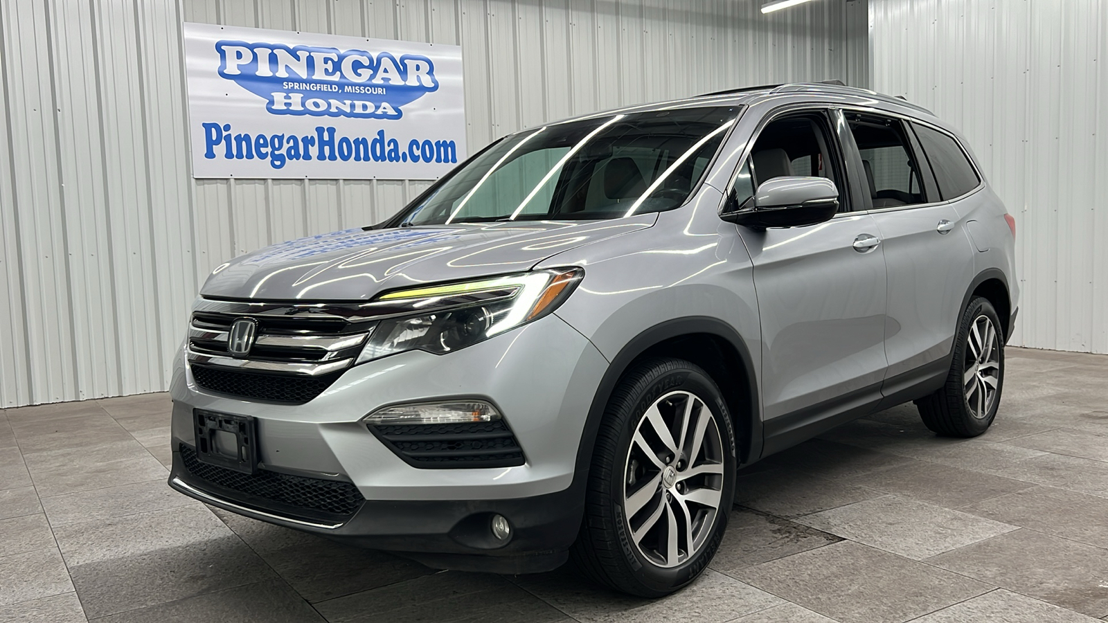 2016 Honda Pilot Touring 1