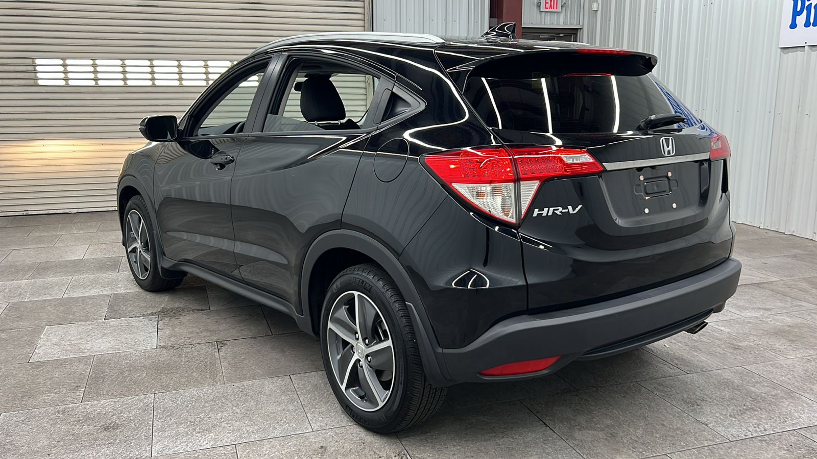 2022 Honda HR-V EX 4