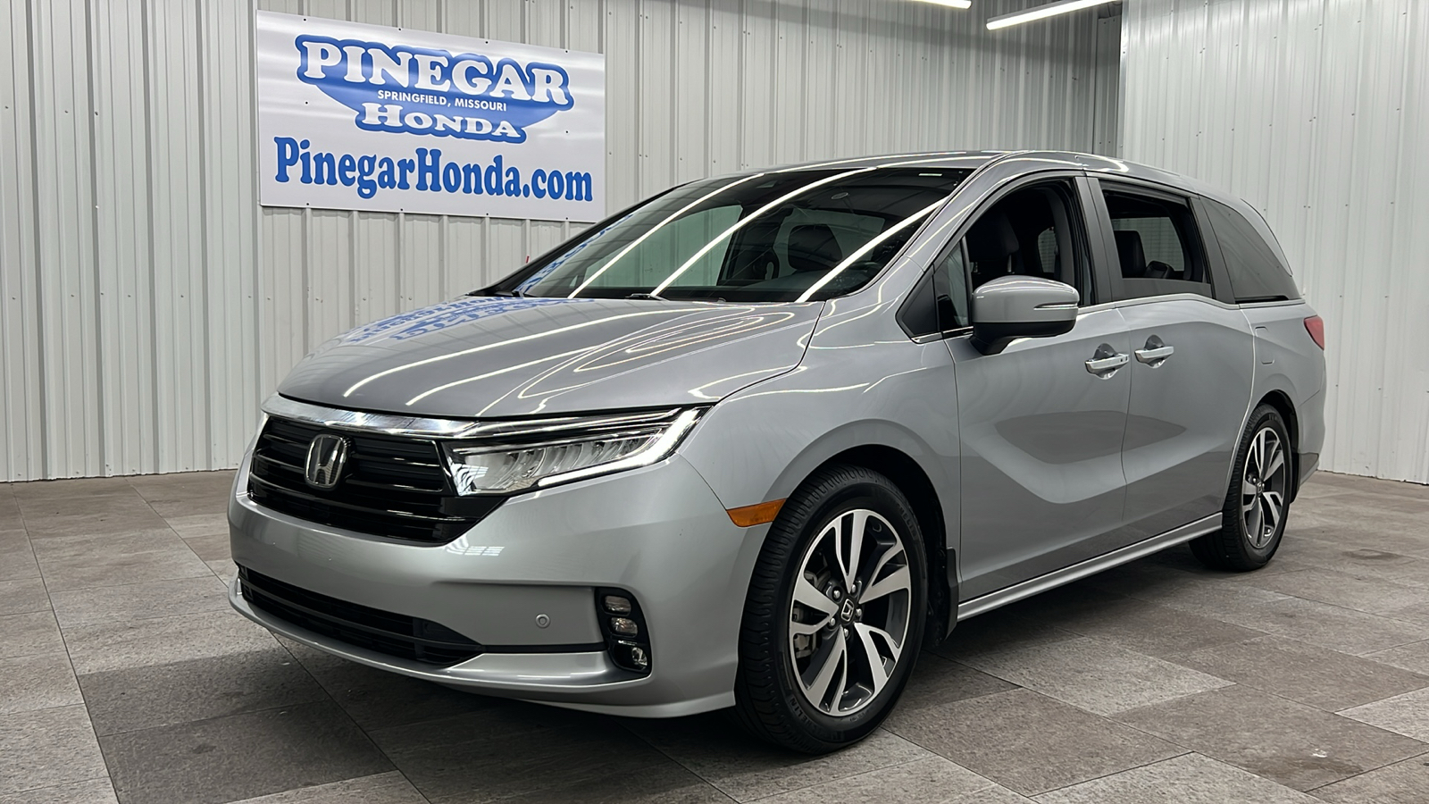 2021 Honda Odyssey Touring 1