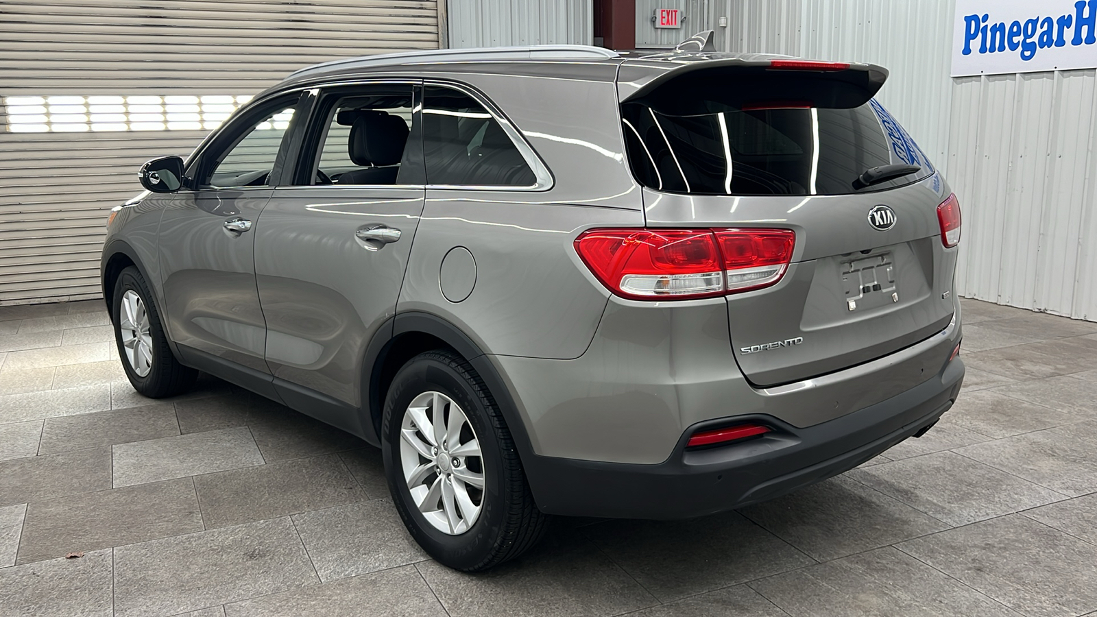 2016 Kia Sorento LX 4