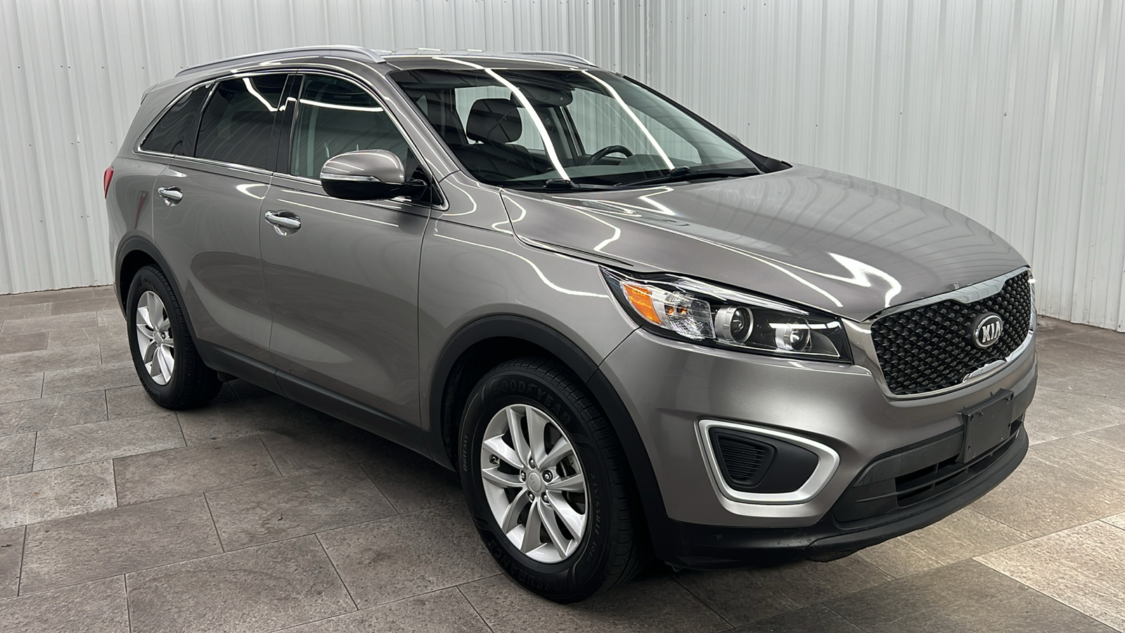 2016 Kia Sorento LX 10