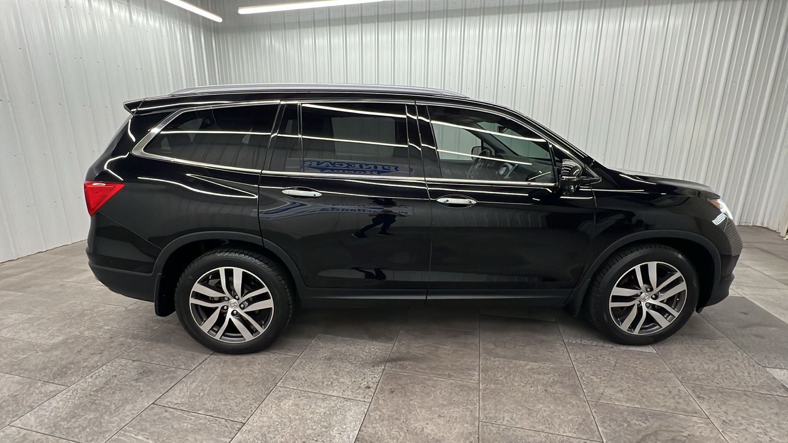 2017 Honda Pilot Touring 9