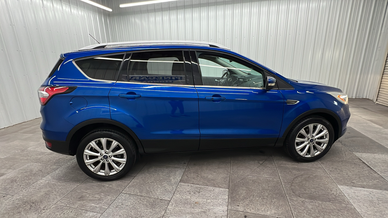 2017 Ford Escape Titanium 9