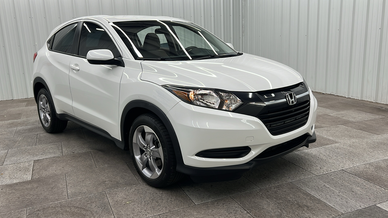 2018 Honda HR-V LX 9