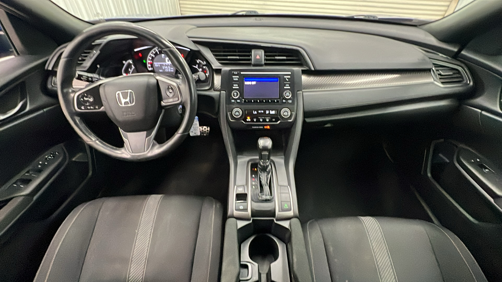 2018 Honda Civic Sport 13