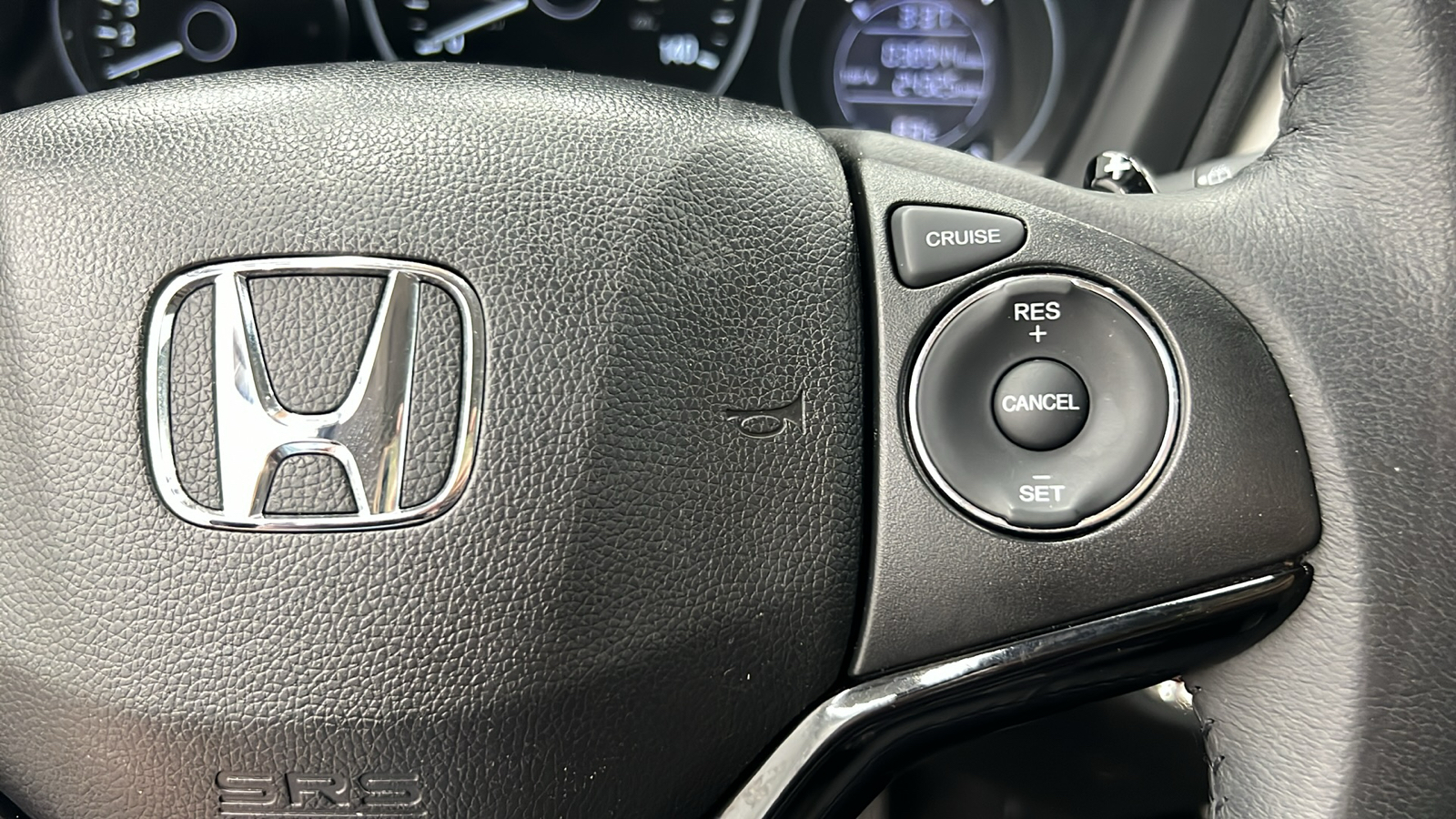 2018 Honda HR-V EX-L 25