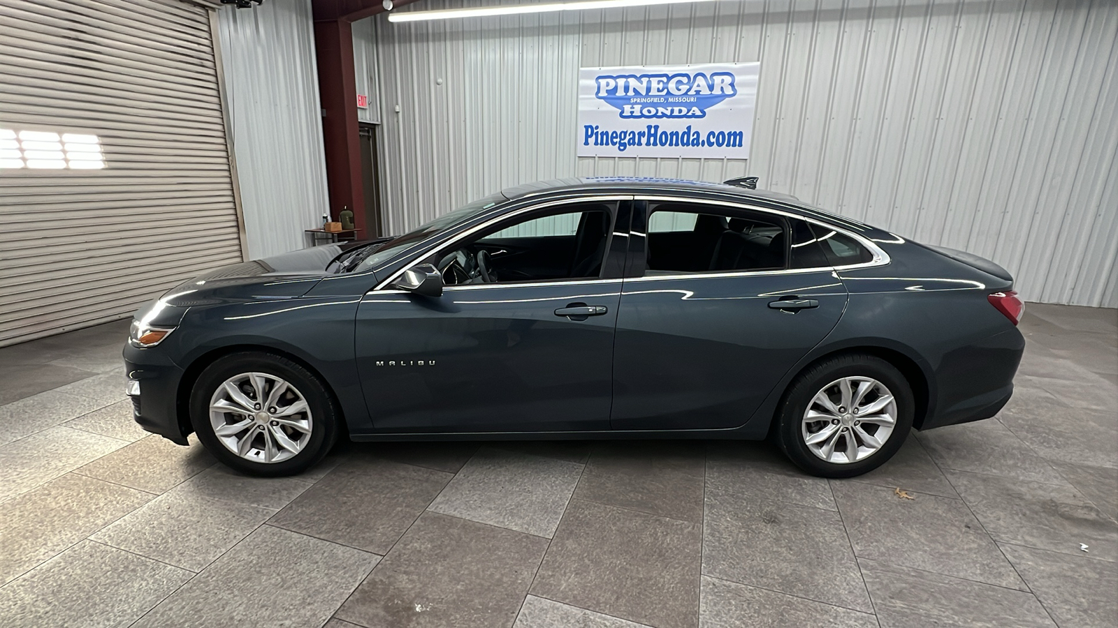 2019 Chevrolet Malibu LT 2