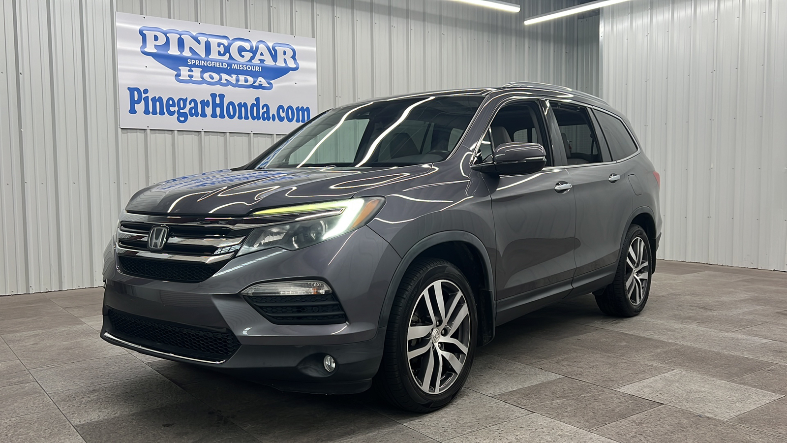 2017 Honda Pilot Elite 1