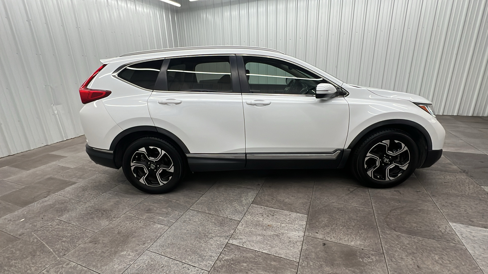 2019 Honda CR-V Touring 9