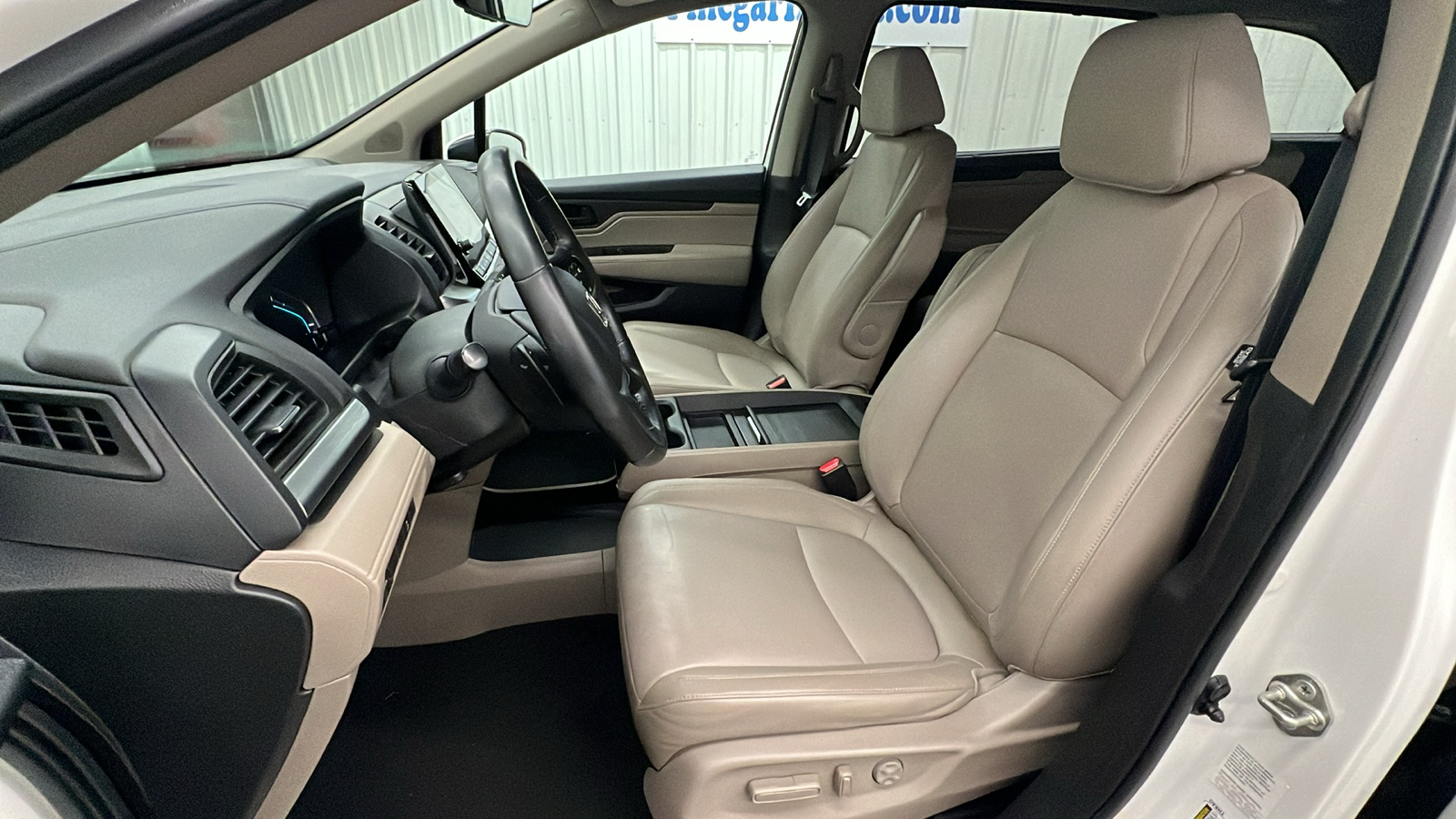 2018 Honda Odyssey EX-L 19