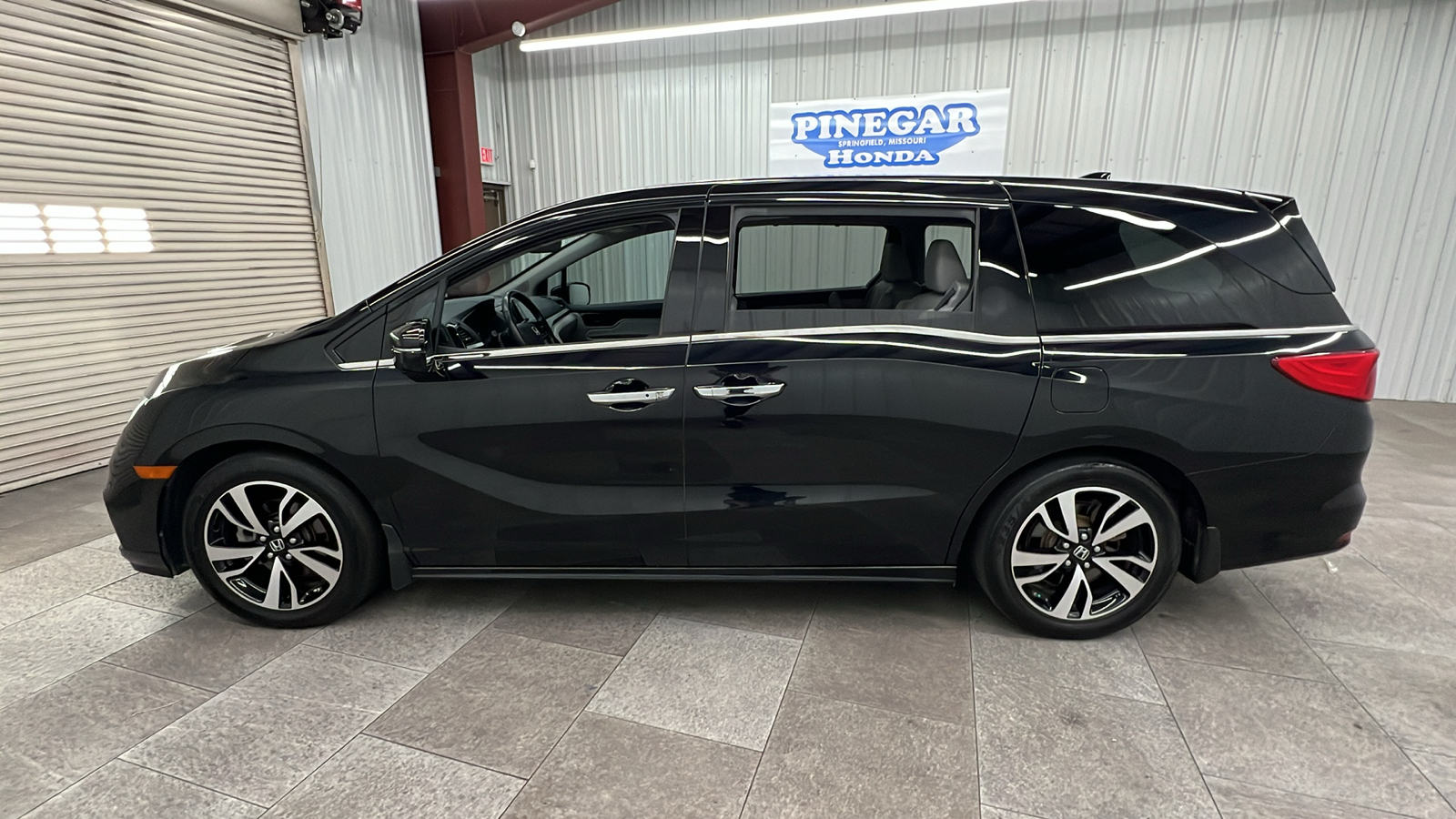 2019 Honda Odyssey Elite 2