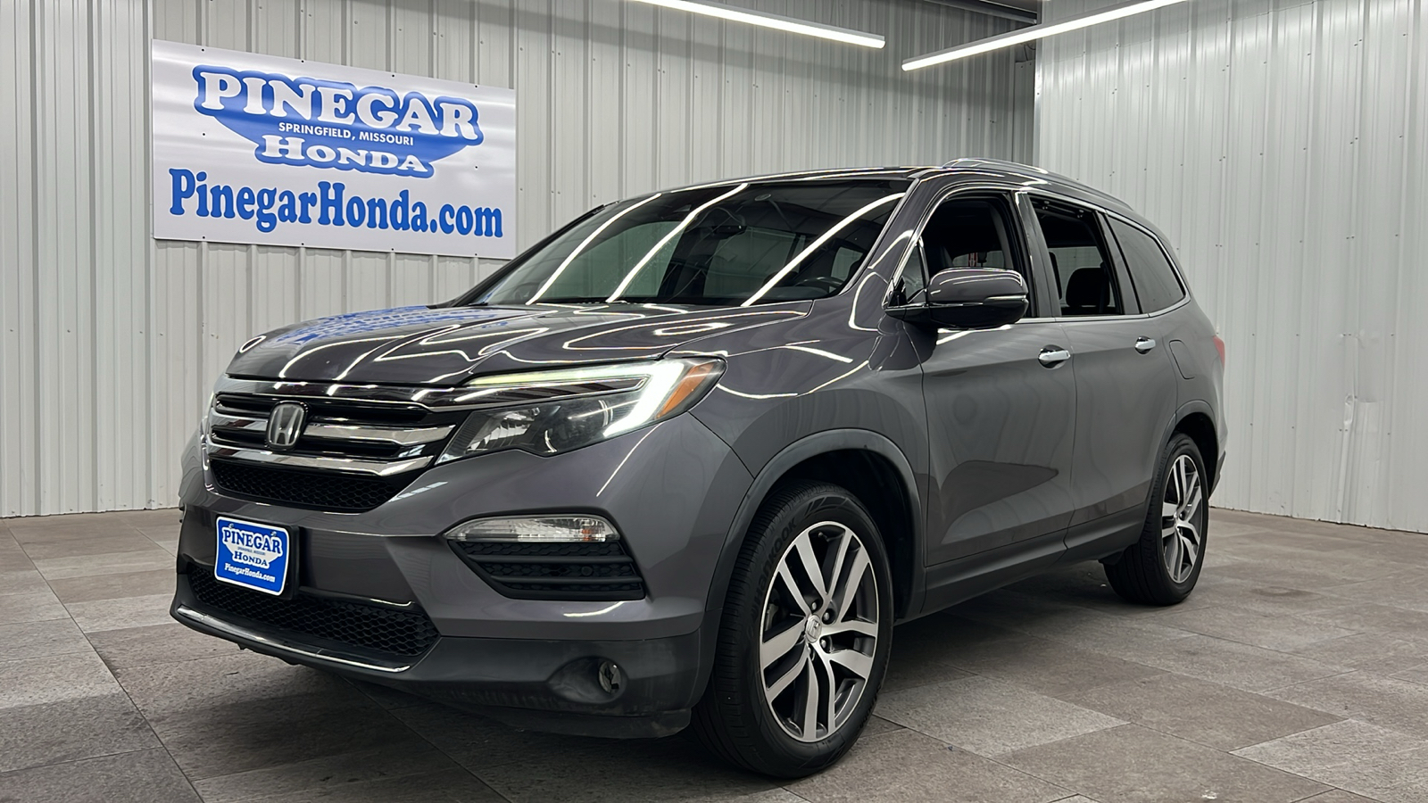 2017 Honda Pilot Touring 1