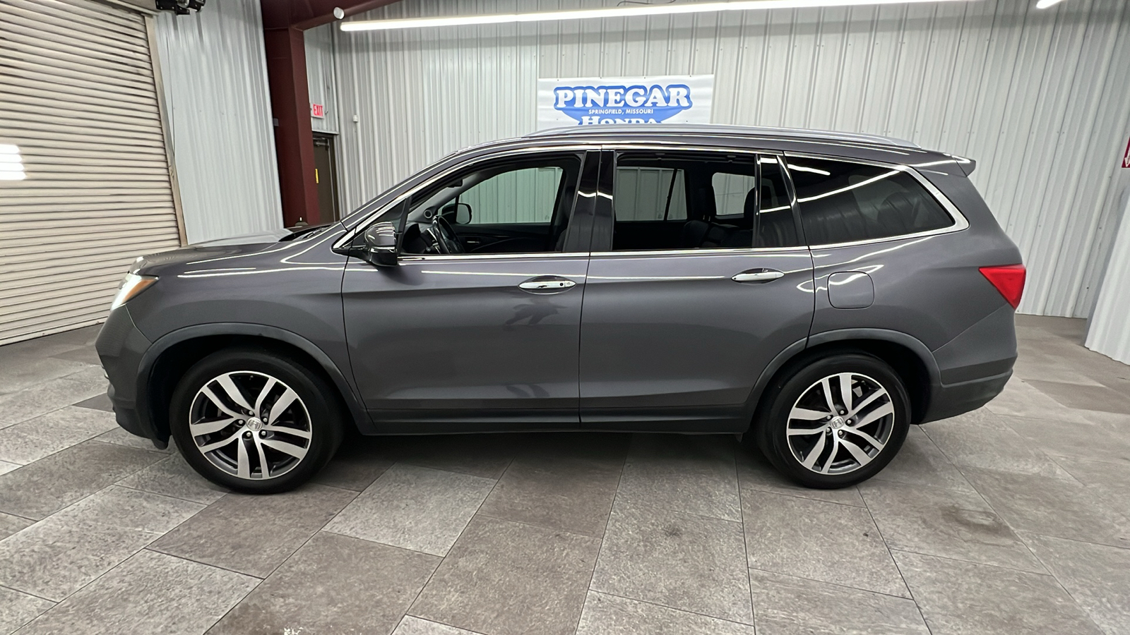 2017 Honda Pilot Touring 2