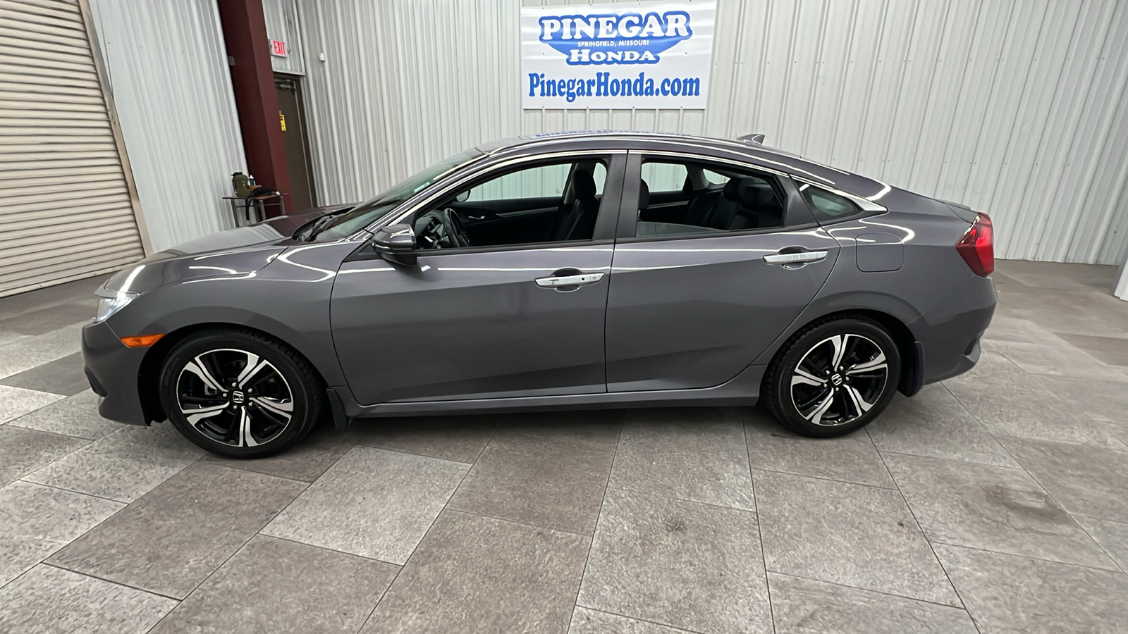 2016 Honda Civic Touring 2