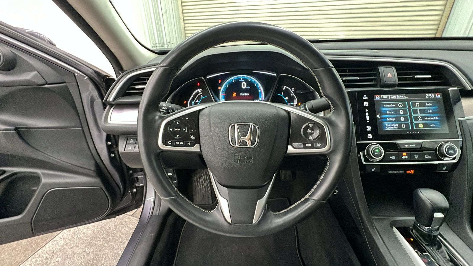 2016 Honda Civic Touring 23