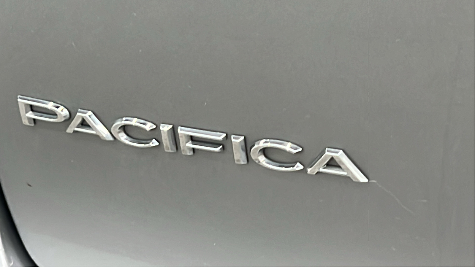 2019 Chrysler Pacifica Touring L 6