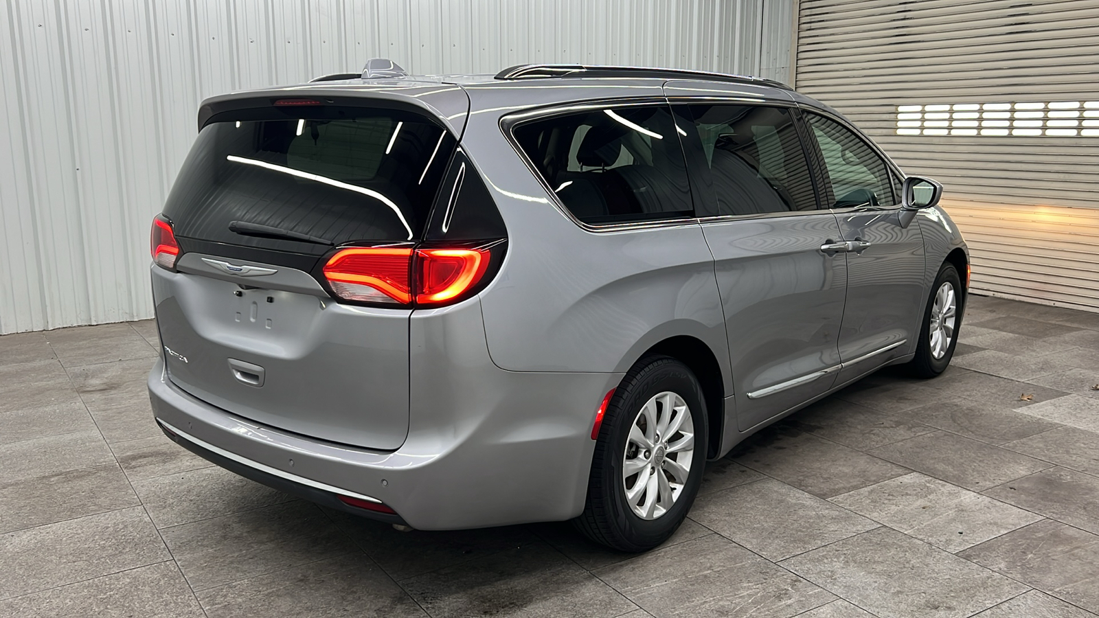 2019 Chrysler Pacifica Touring L 7