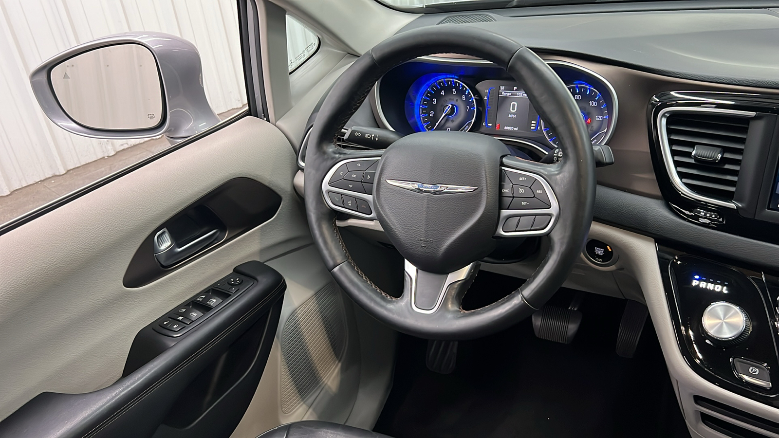 2019 Chrysler Pacifica Touring L 15