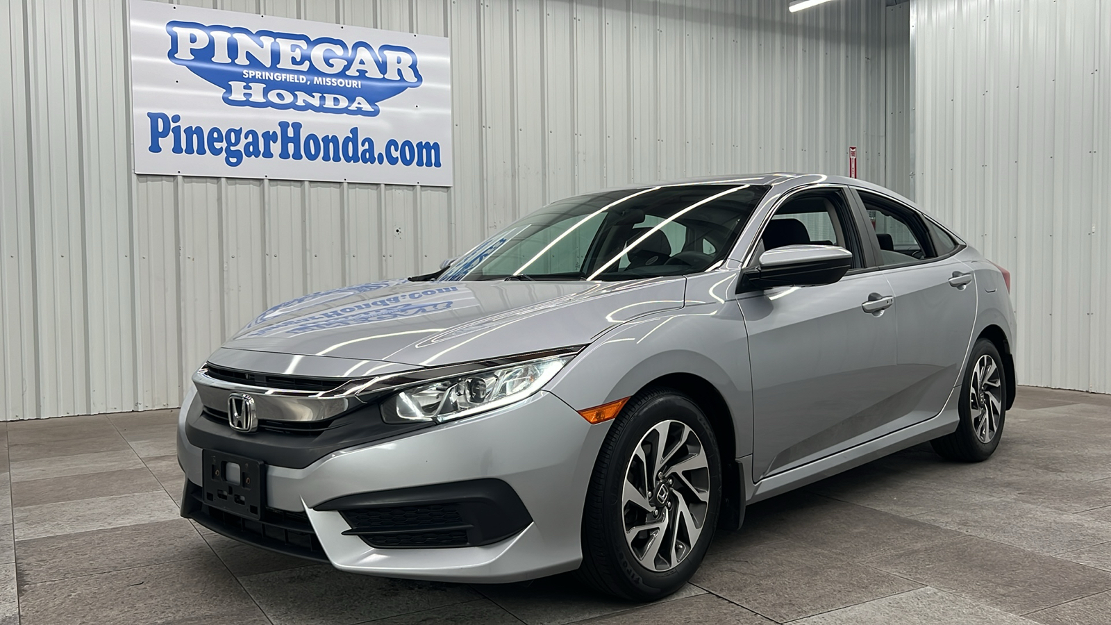 2018 Honda Civic EX 1