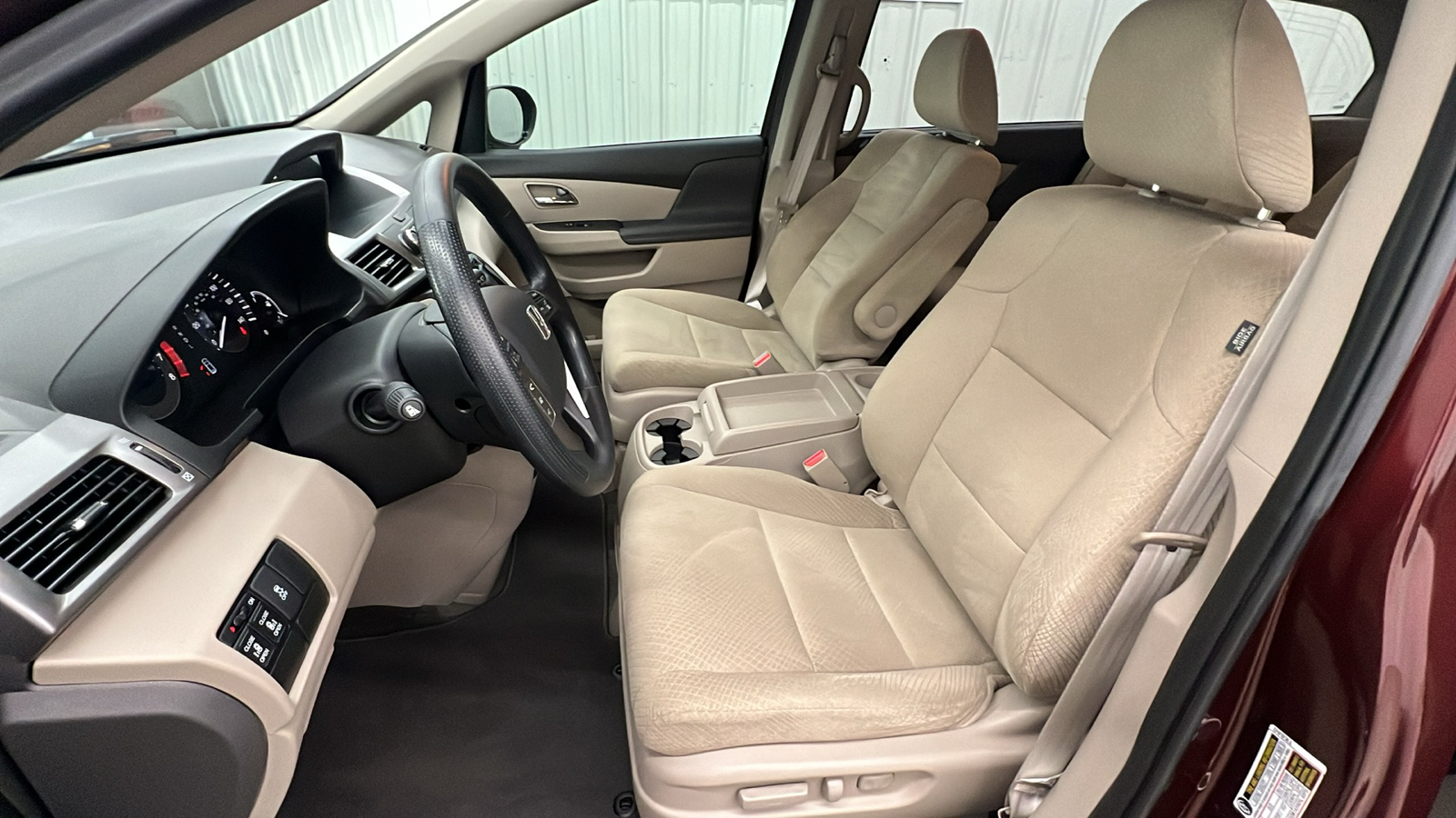 2016 Honda Odyssey EX 18