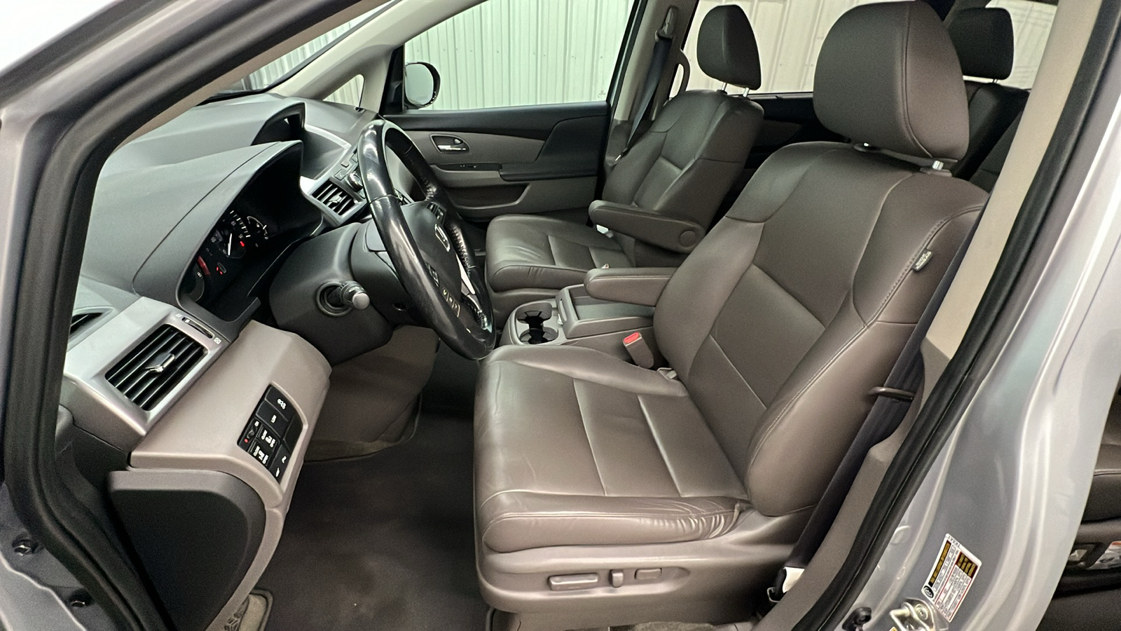 2016 Honda Odyssey Touring Elite 20