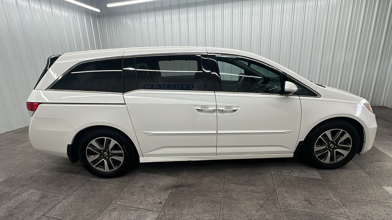 2016 Honda Odyssey Touring Elite 9