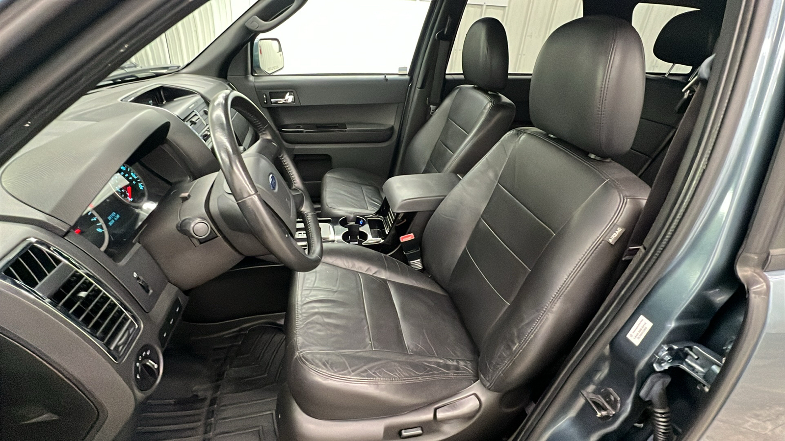 2012 Ford Escape Limited 17