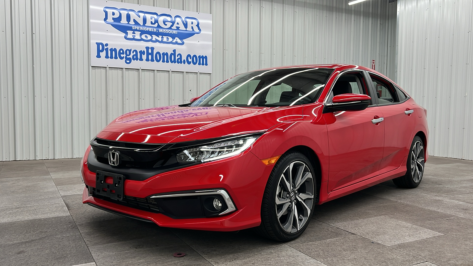 2019 Honda Civic Touring 1