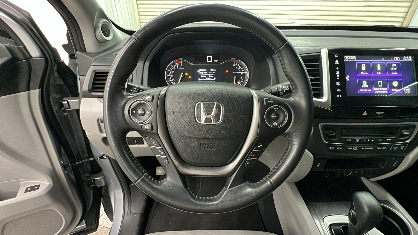 2017 Honda Pilot EX-L 24